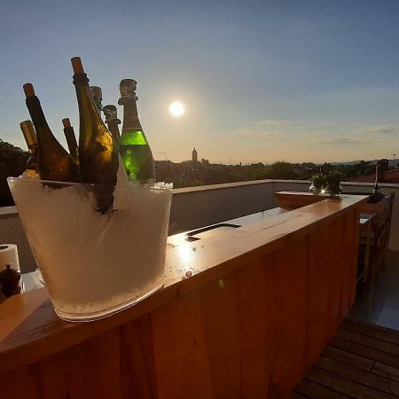 Hotel Valeria วิลลาโอปิชีนา ภายนอก รูปภาพ