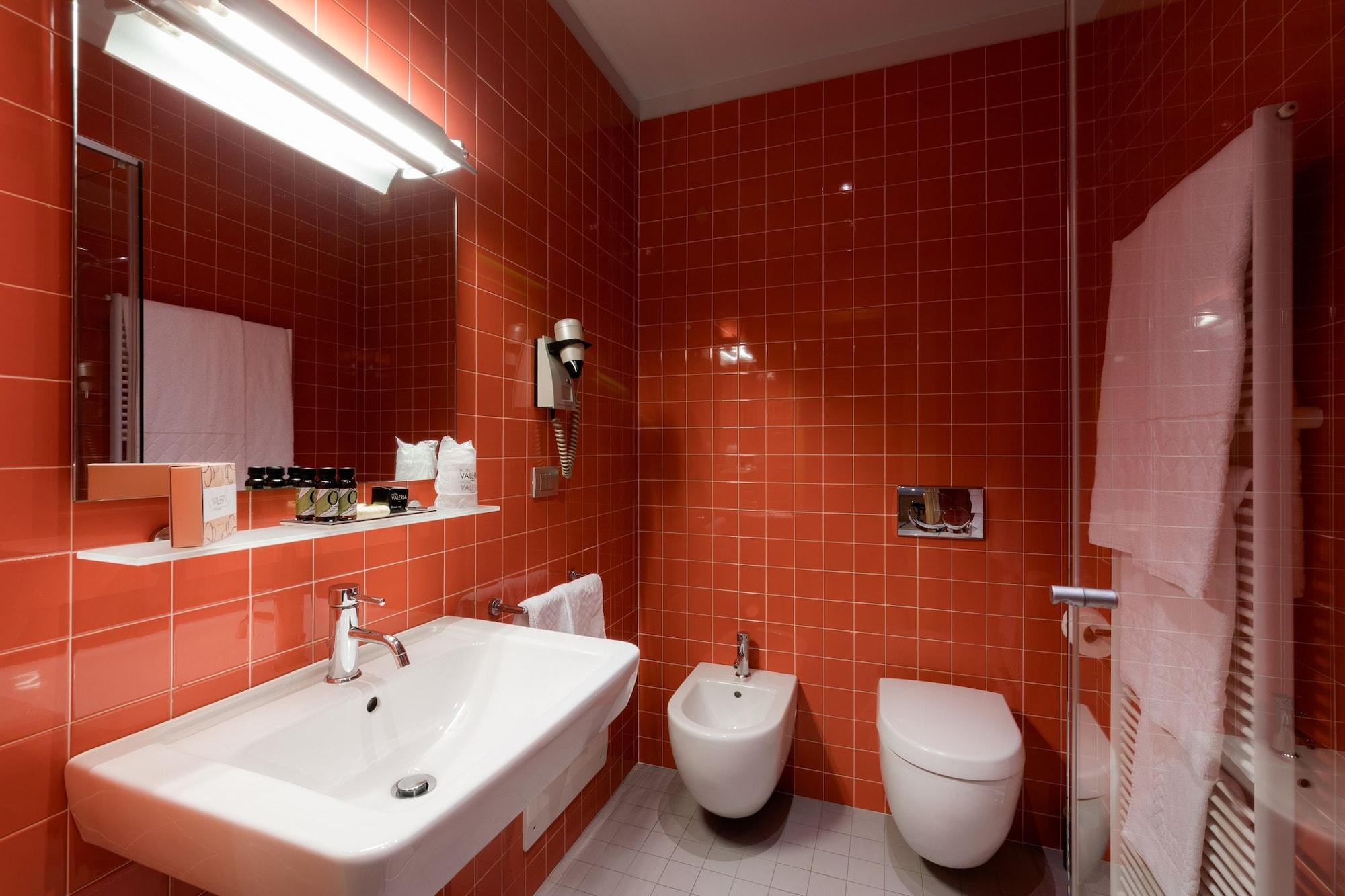 Hotel Valeria วิลลาโอปิชีนา ภายนอก รูปภาพ