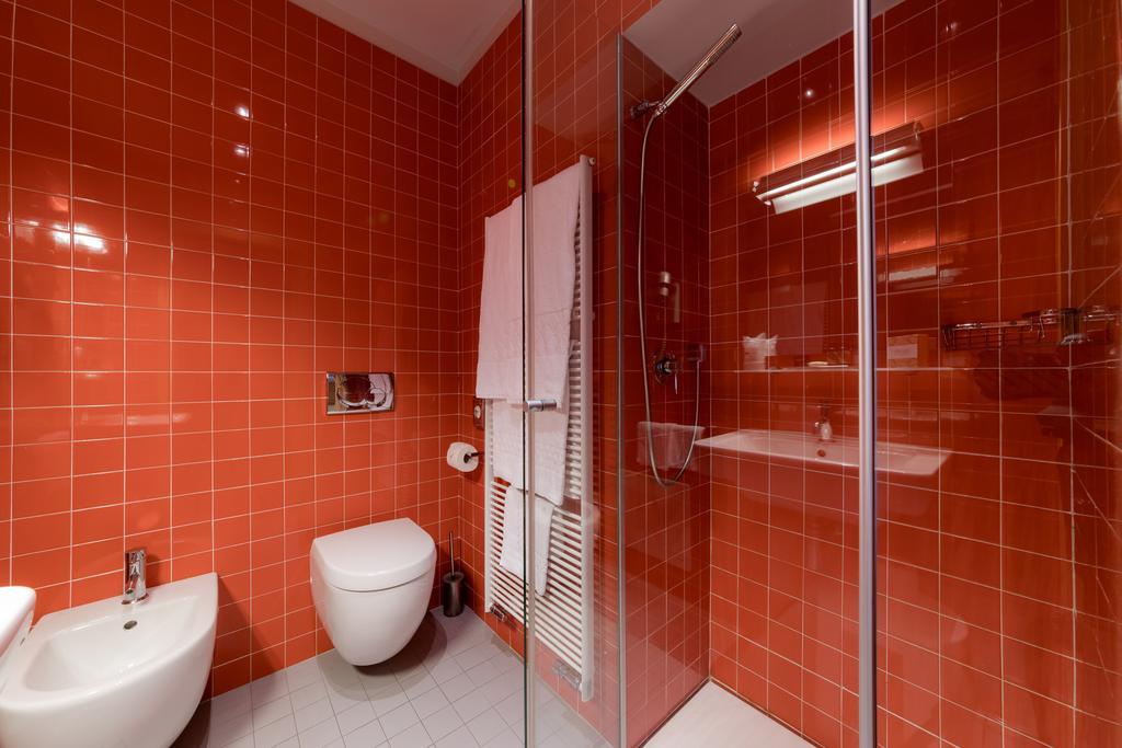 Hotel Valeria วิลลาโอปิชีนา ภายนอก รูปภาพ